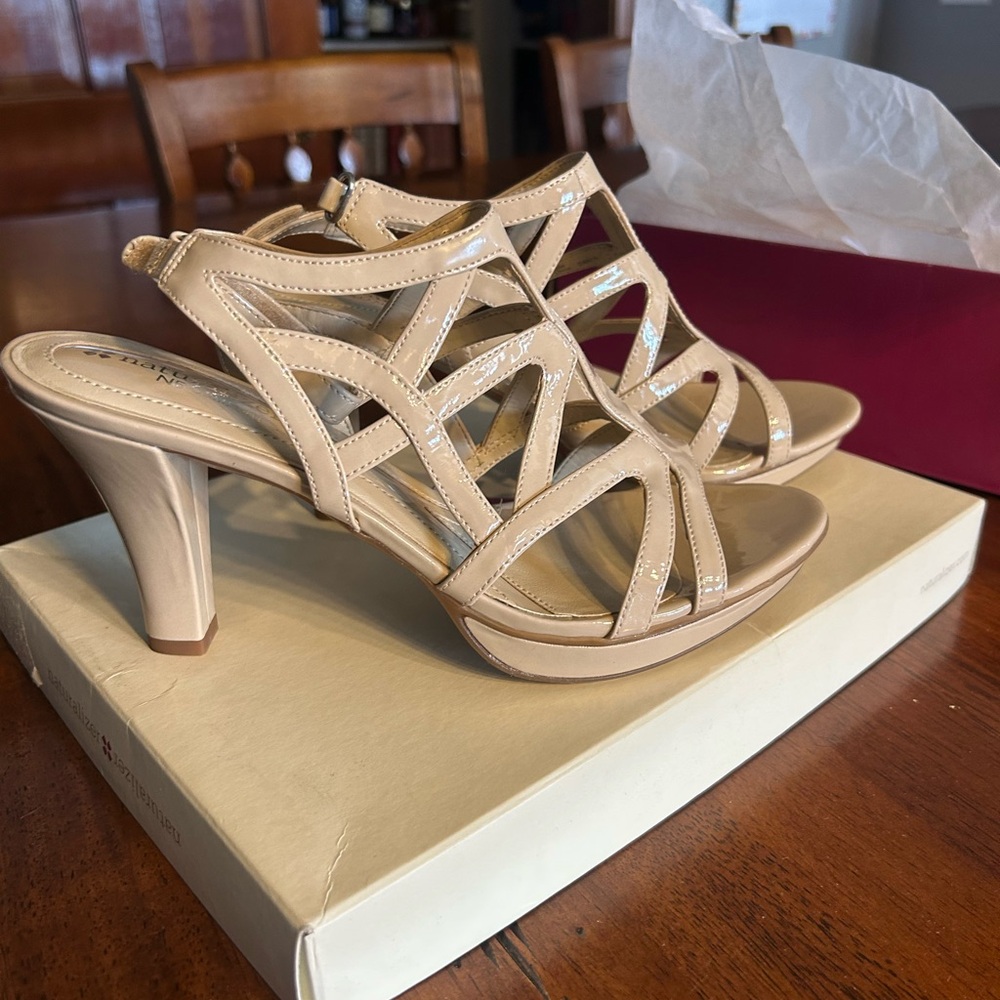 Naturalizer Nude Strappy Heels